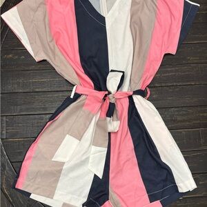 Ladies Large Romper, Like New. Pink, White, Tan & Blue